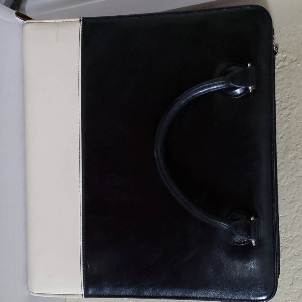 Daytimer - Picture 1 of 3